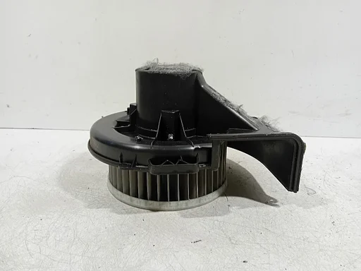 Kachel ventilator motor Skoda Rapid