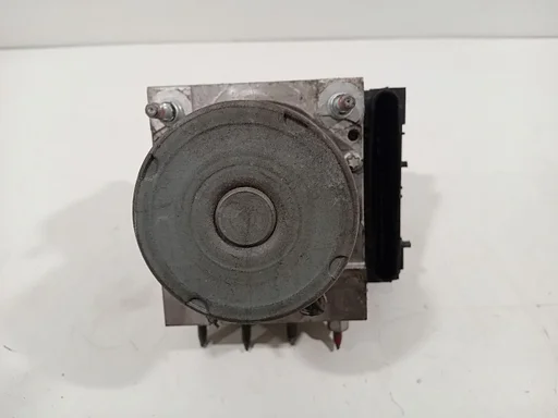 Abs pomp Toyota Avensis