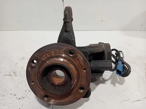 Wielnaaf rechts voor Opel Crossland