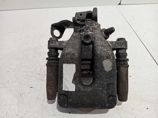 Remklauw rechts achter Opel Crossland