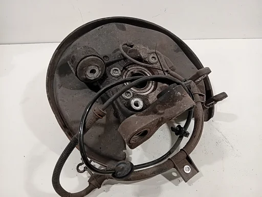 Wielnaaf rechts achter Audi RS 4