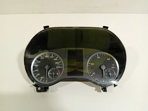 Cockpit Mercedes-Benz Vito