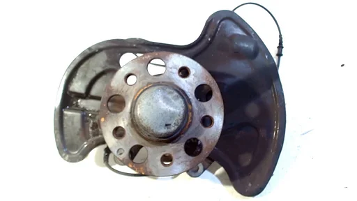 Wielnaaf links voor Mercedes-Benz C-Klasse