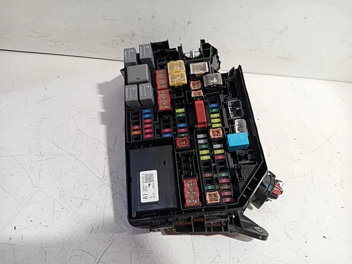 Zekeringkast Toyota C-HR