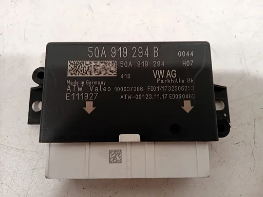 Computer park distance control Volkswagen Golf