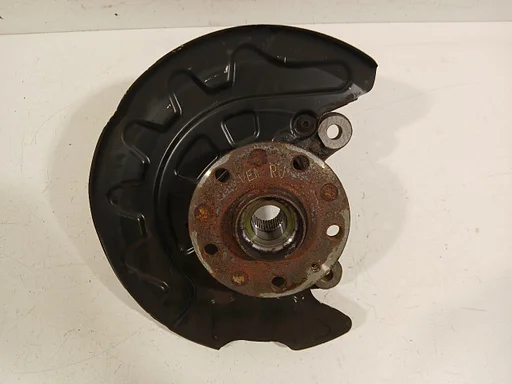 Wielnaaf rechts voor Seat Leon