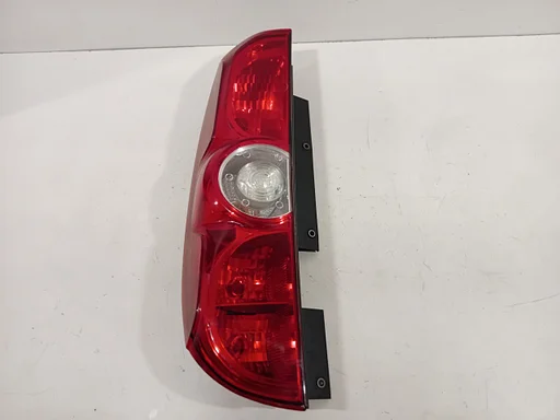 Achterlicht links buiten Fiat Doblo
