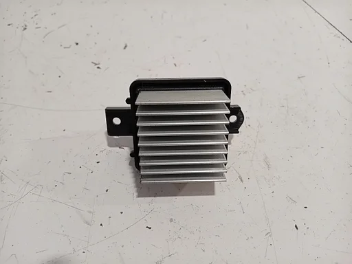 Kachelweerstand Mitsubishi ASX