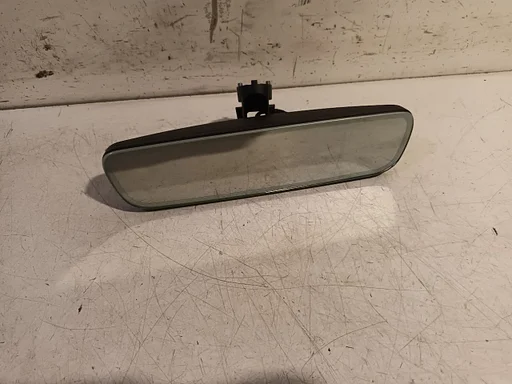 Spiegel binnen Mazda 3