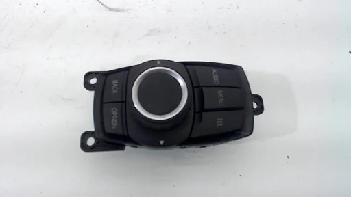 Bedieningspaneel multi media BMW 1 serie