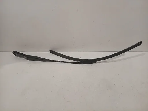 Ruitenwisserarm links voor BMW 1 serie
