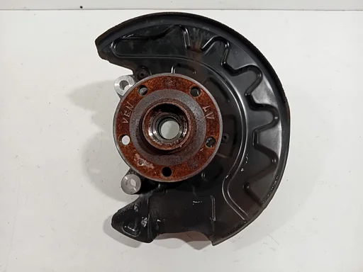 Wielnaaf links voor Volkswagen Passat