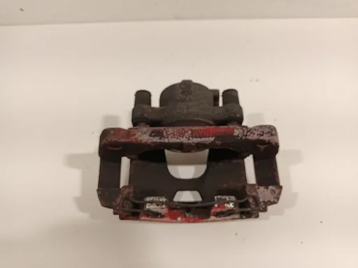 Remklauw rechts voor Fiat 500X