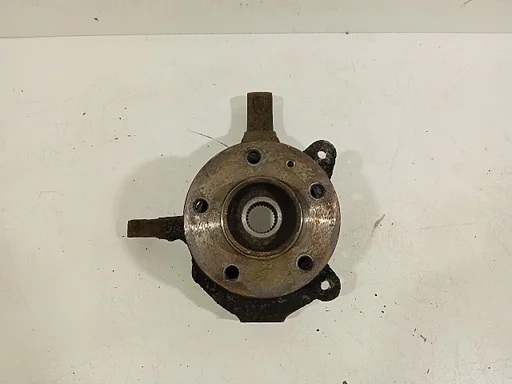 Wielnaaf links voor Nissan Primastar