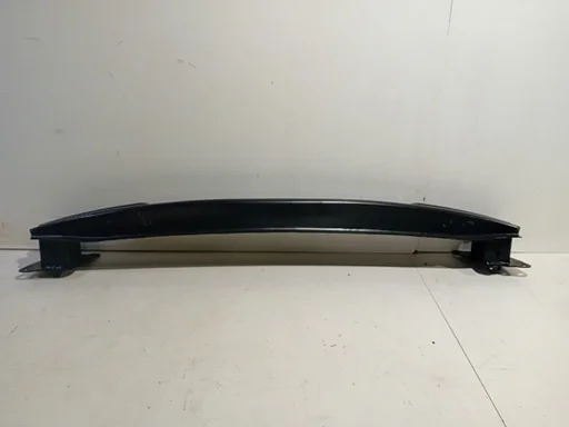 Bumperbalk achter Volkswagen Golf