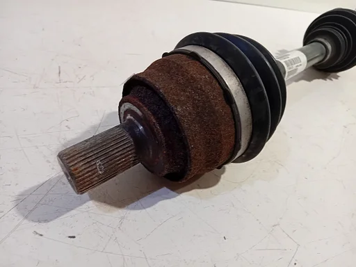 Aandrijfas links voor Volvo V40