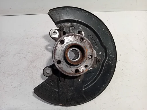 Wielnaaf links voor Volvo V60