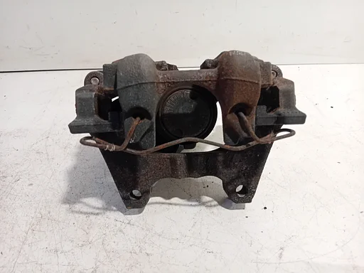 Remklauw rechts achter Volkswagen Passat