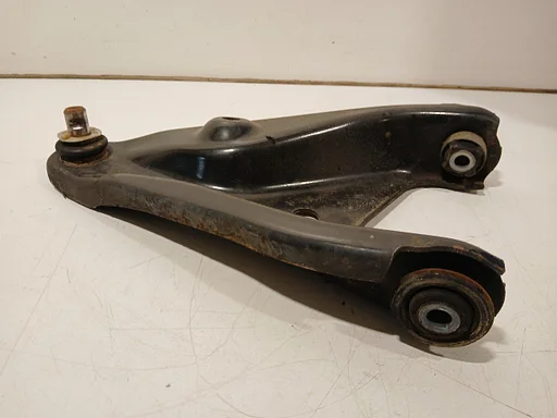 Draagarm rechts voor onder Dacia Sandero