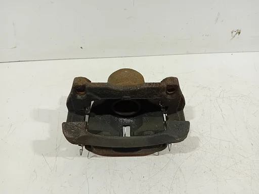 Remklauw rechts voor Nissan Qashqai