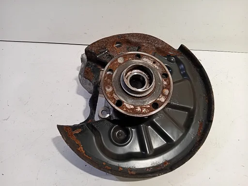 Wielnaaf rechts achter Audi RS 3