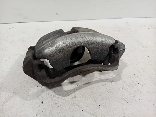 Remklauw links voor Volkswagen Caddy