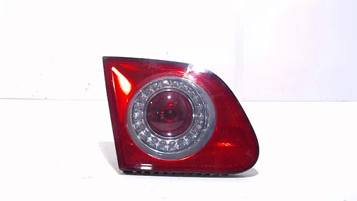 Achterlicht kofferdeksel achterklep links Volkswagen Passat