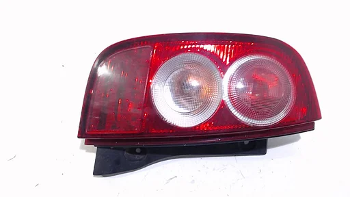 Achterlicht links buiten Nissan Micra
