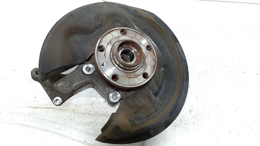 Wielnaaf rechts achter Audi Q3