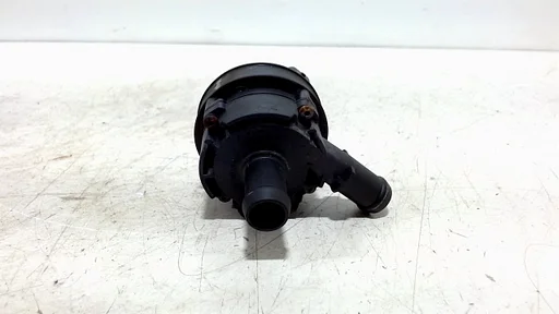 Waterpomp Mercedes-Benz GLA