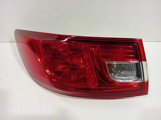 Achterlicht links buiten Renault Clio