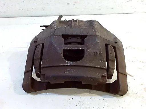 Remklauw links voor Audi A4