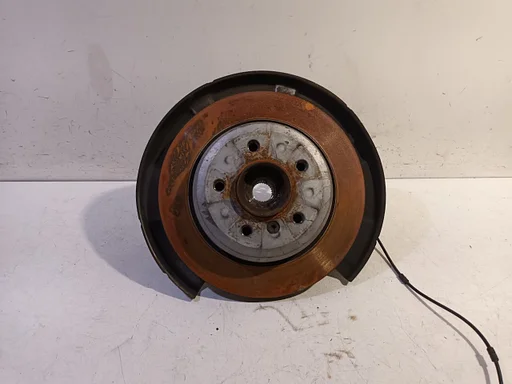 Wielnaaf links achter BMW 4 serie