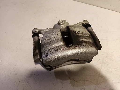 Remklauw rechts voor Skoda Superb