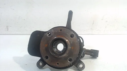 Wielnaaf rechts voor Suzuki Swift