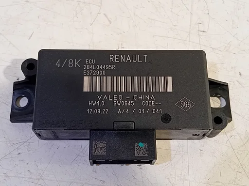 Computer park distance control Renault Arkana