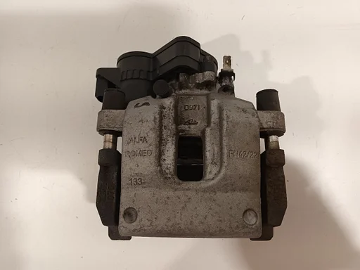 Remklauw links achter Alfa Romeo Stelvio