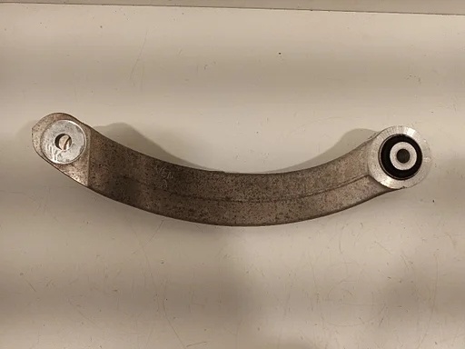 Draagarm links achter boven Alfa Romeo Stelvio