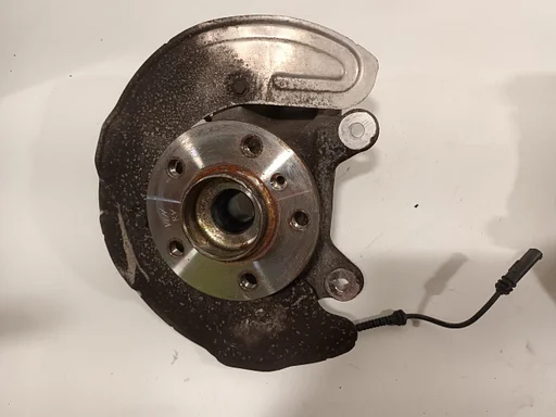 Wielnaaf rechts voor Mini Mini