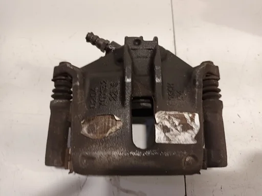 Remklauw rechts voor Peugeot 208