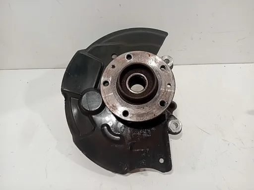 Wielnaaf rechts voor Renault Scénic