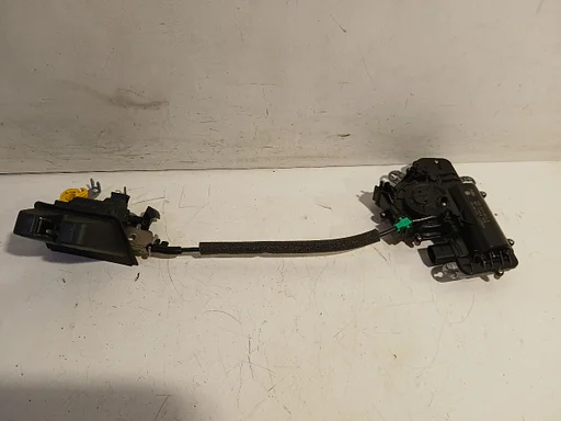 Motor centrale vergrendeling kofferdeksel achterklep Volkswagen Passat