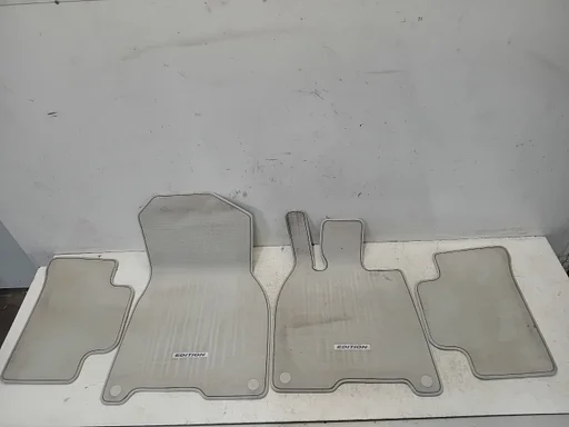 Mattenset Mercedes-Benz EQ-Klasse