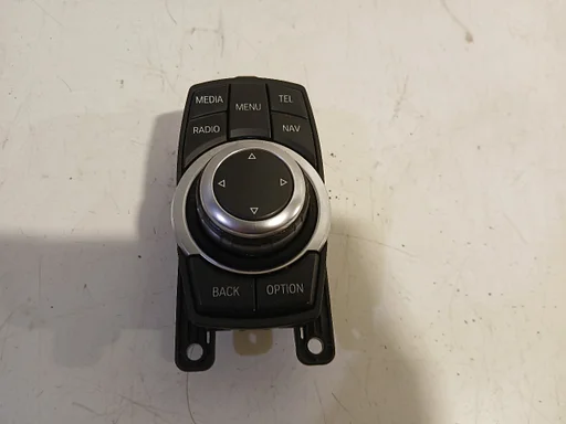 Bedieningspaneel multi media BMW 1 serie