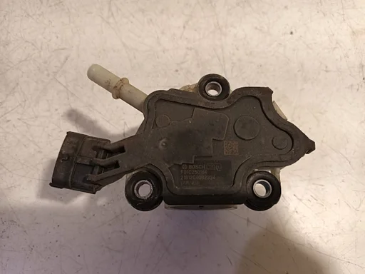 Adblue pomp Opel Vivaro