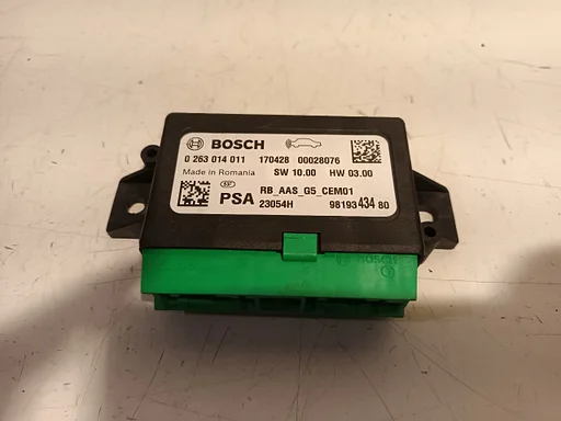 Computer park distance control Peugeot 2008