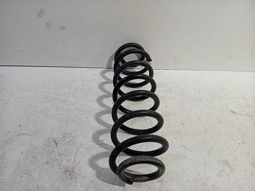 Schroefveer links achter Skoda Superb