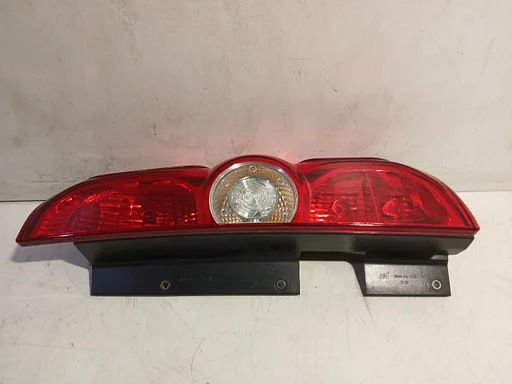 Achterlicht carrosserie rechts Opel Combo