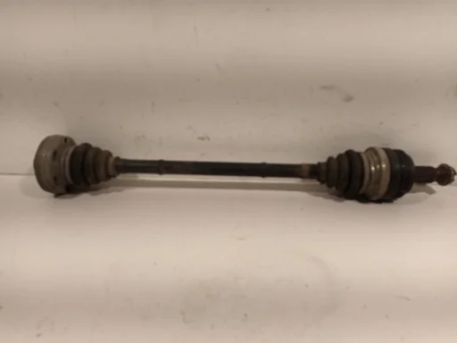 Aandrijfas rechts achter BMW 1 serie