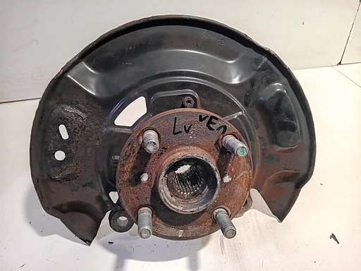 Wielnaaf links voor Toyota Yaris